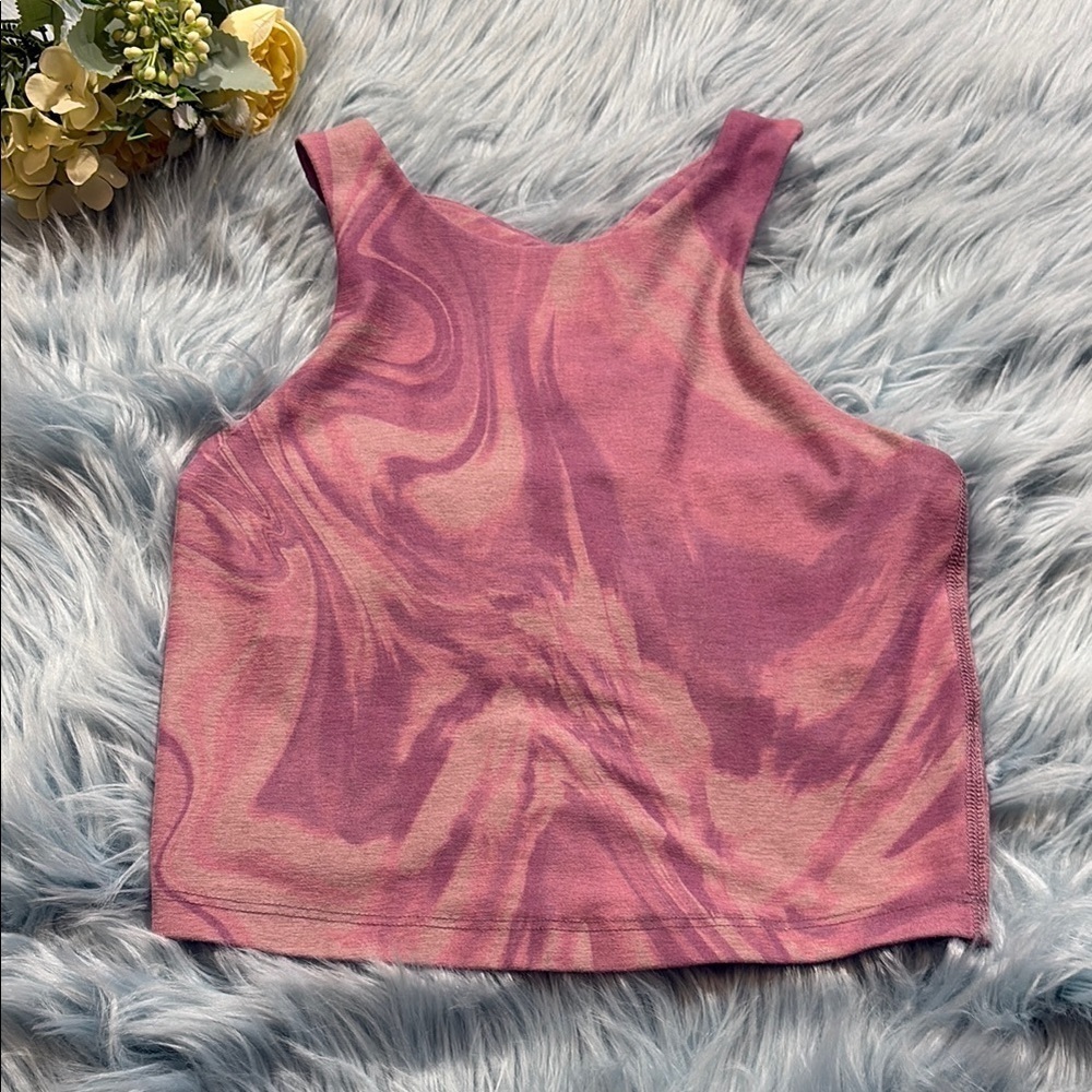 Beyond Yoga Softmark Focus Cropped Tank in Chai Iris Melt sz XS